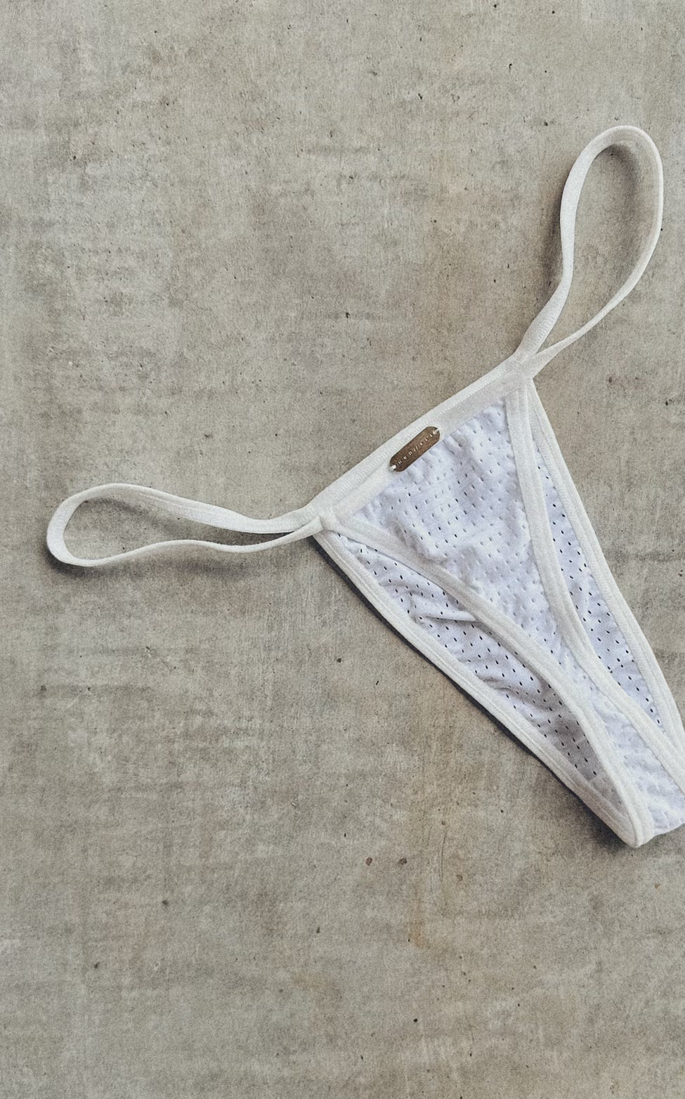 G-String : White